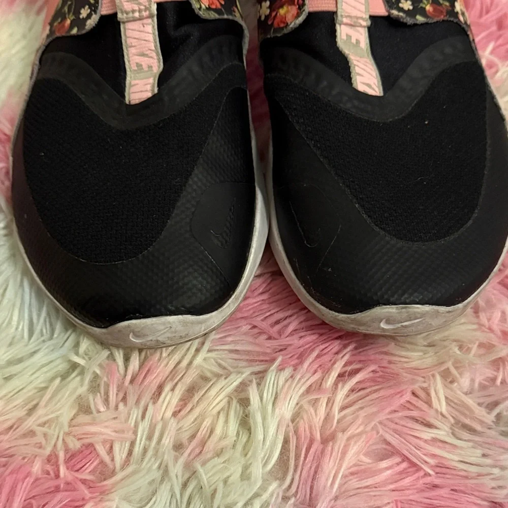 Nike Kids Black and Pink Floral Sneakers